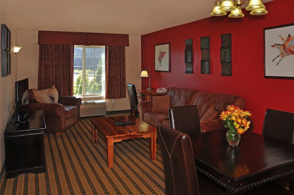 Oxford Suites Pendleton Esterno foto