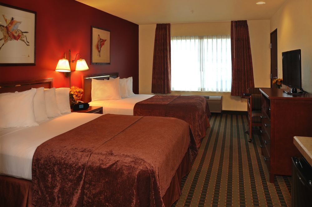 Oxford Suites Pendleton Esterno foto